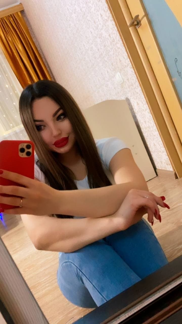 Проститутка Питера Александра  с 3 размером груди предлагает интим услуги у метро Бухарестская  +7(981)136-33-84 