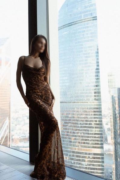 Проститутка Питера Арина с 5 размером груди предлагает интим услуги у метро Ленинский Проспект  +7(981)214-21-80 - фото 2