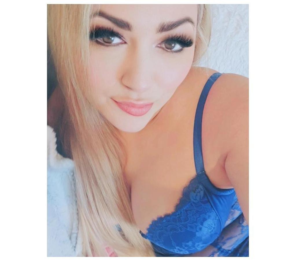 Проститутка Питера Света с 2 размером груди предлагает интим услуги у метро Крестовский остров  +7(911)737-42-93 - фото 3