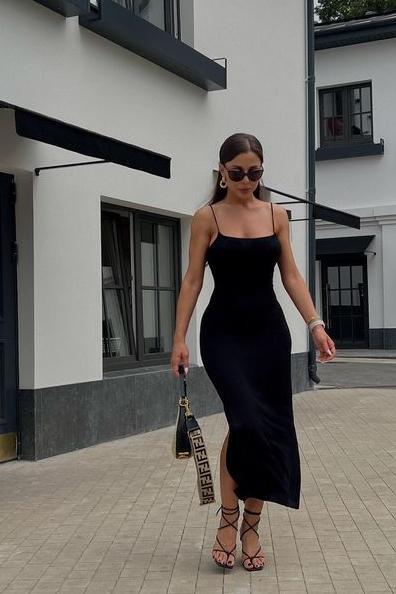 Проститутка Питера Полина с 2 размером груди предлагает интим услуги у метро Удельная  +7(981)174-52-34 