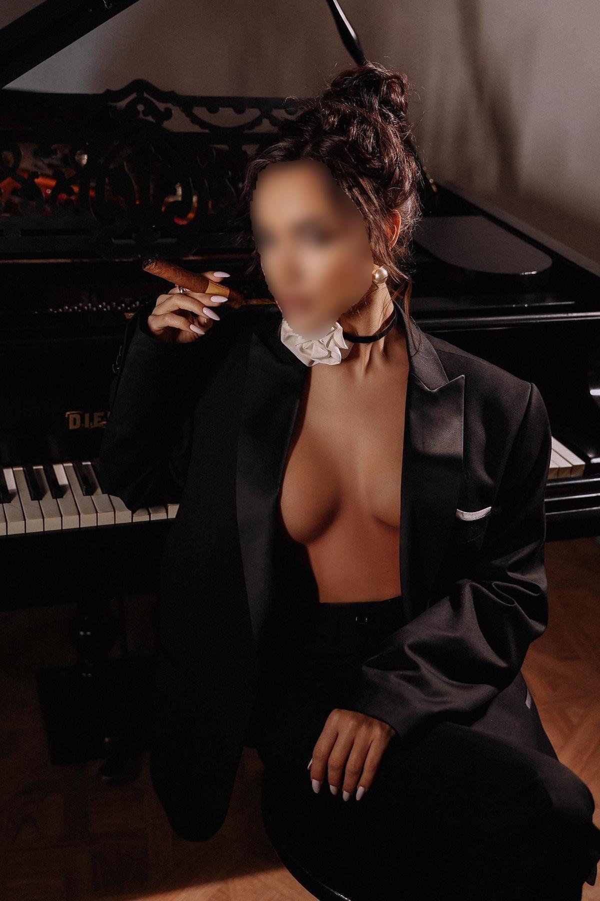 Проститутка Питера Василиса с 1 размером груди предлагает интим услуги у метро Рыбацкое  +7(911)830-21-77 - фото 4