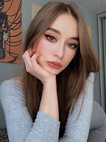 Проститутка Вика +7(981)214-21-80 Питера